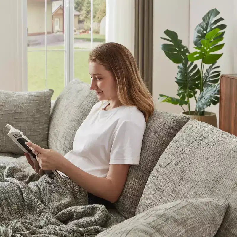 Divano sezionale a L in ciniglia grigia con chaise longue, 3 posti