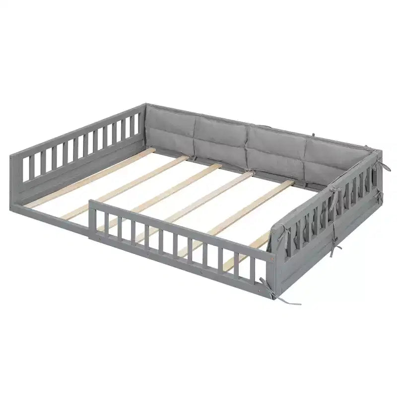 Letto a grandezza naturale per bambini con recinzione, base in legno con cuscino imbottito