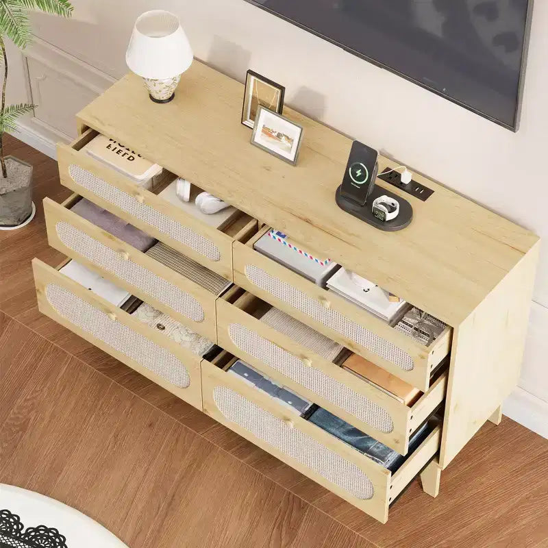 Comò in rattan a 6 cassetti con presa di corrente, colore legno scuro e legno, stile boho, 1 persona