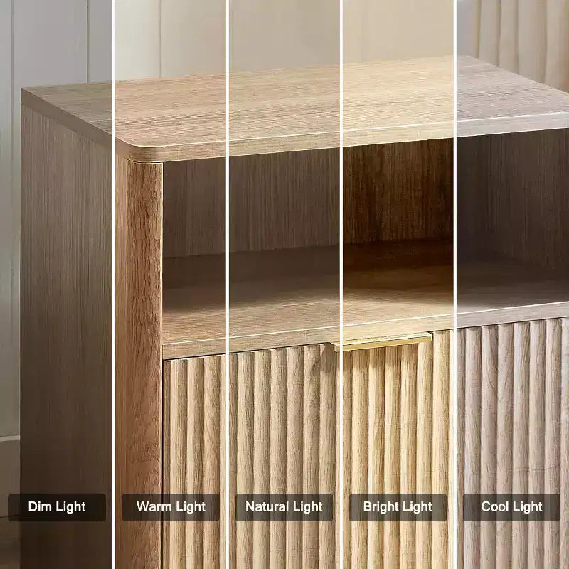 Comodino scanalato in rovere naturale con cassetto e ripiano aperto, 1 pezzo / 2 pezzi