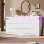 Cassettiera moderna 63" in bianco e nero a 9 cassetti con luci LED e stazione di ricarica