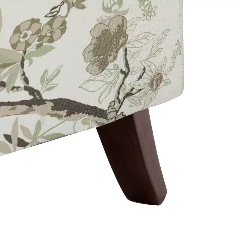 Poltrona a pozzetto con rifiniture borchiate, vari colori, set da 2, 1 posto
